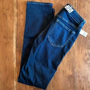 Gap classic straight high rise women’s jeans